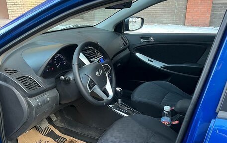 Hyundai Solaris II рестайлинг, 2012 год, 750 000 рублей, 4 фотография