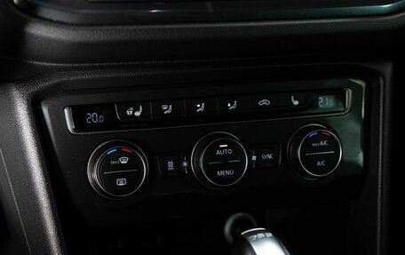 Volkswagen Tiguan II, 2017 год, 2 380 000 рублей, 14 фотография