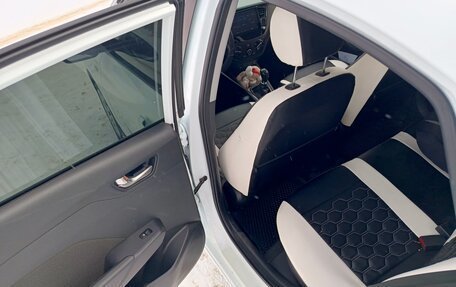 Hyundai Solaris II рестайлинг, 2019 год, 1 150 000 рублей, 5 фотография