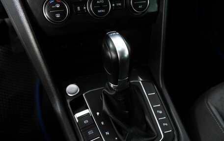 Volkswagen Tiguan II, 2017 год, 2 380 000 рублей, 15 фотография