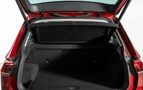 Volkswagen Tiguan II, 2017 год, 2 380 000 рублей, 24 фотография