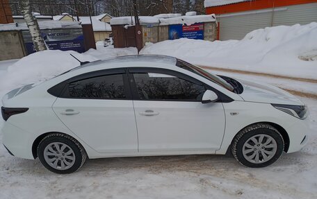 Hyundai Solaris II рестайлинг, 2019 год, 1 150 000 рублей, 6 фотография