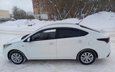 Hyundai Solaris II рестайлинг, 2019 год, 1 150 000 рублей, 7 фотография