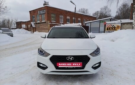 Hyundai Solaris II рестайлинг, 2019 год, 1 150 000 рублей, 8 фотография