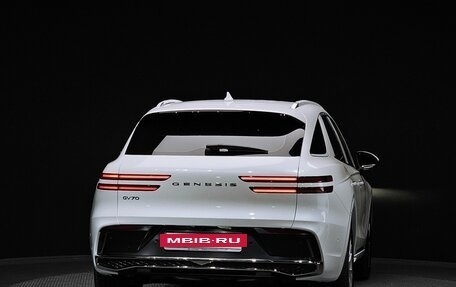 Genesis GV70, 2025 год, 10 990 000 рублей, 4 фотография