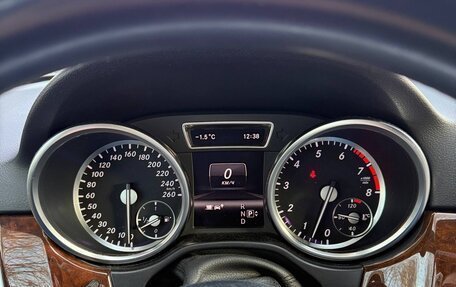 Mercedes-Benz M-Класс, 2012 год, 2 700 000 рублей, 4 фотография