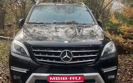 Mercedes-Benz M-Класс, 2012 год, 2 700 000 рублей, 2 фотография