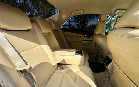 Toyota Camry, 2016 год, 1 900 000 рублей, 13 фотография