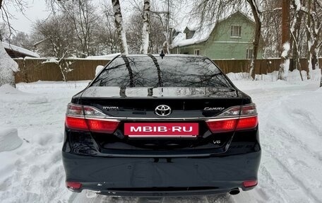 Toyota Camry, 2016 год, 1 900 000 рублей, 4 фотография