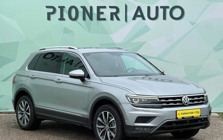 Volkswagen Tiguan II, 2017 год, 1 970 000 рублей, 3 фотография