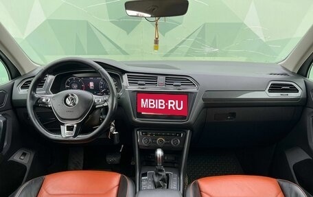 Volkswagen Tiguan II, 2017 год, 1 970 000 рублей, 20 фотография