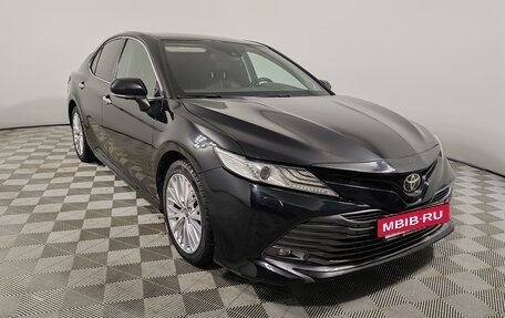 Toyota Camry, 2019 год, 2 649 000 рублей, 3 фотография