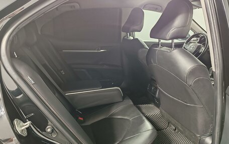 Toyota Camry, 2019 год, 2 649 000 рублей, 17 фотография