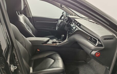 Toyota Camry, 2019 год, 2 649 000 рублей, 16 фотография