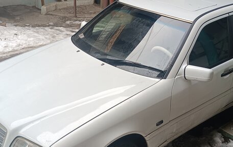 Mercedes-Benz C-Класс, 1998 год, 400 000 рублей, 3 фотография