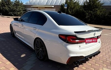 BMW 5 серия, 2019 год, 3 600 000 рублей, 4 фотография