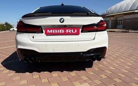 BMW 5 серия, 2019 год, 3 600 000 рублей, 6 фотография