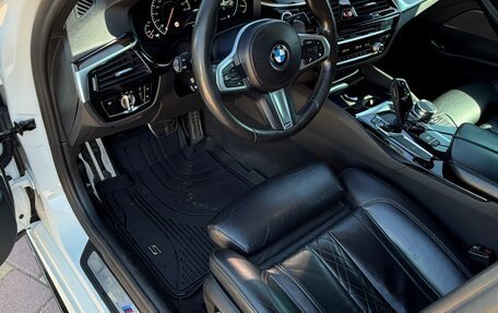 BMW 5 серия, 2019 год, 3 600 000 рублей, 17 фотография