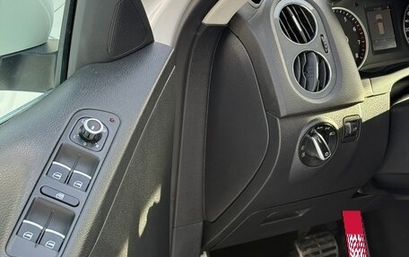 Volkswagen Tiguan I, 2012 год, 1 377 000 рублей, 13 фотография