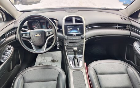 Chevrolet Malibu VIII, 2012 год, 1 070 000 рублей, 13 фотография