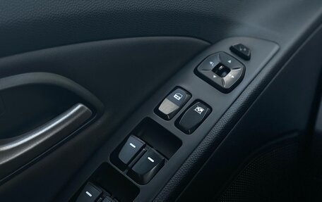 Hyundai ix35 I рестайлинг, 2012 год, 1 330 000 рублей, 21 фотография