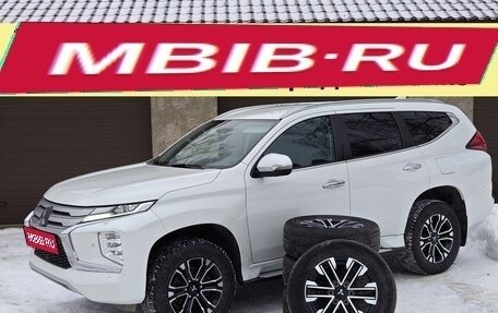 Mitsubishi Pajero Sport III рестайлинг, 2021 год, 3 750 000 рублей, 1 фотография
