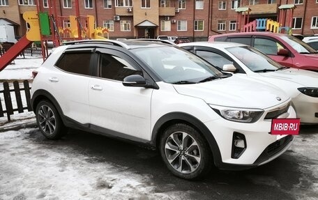 KIA Stonic, 2020 год, 1 540 000 рублей, 2 фотография