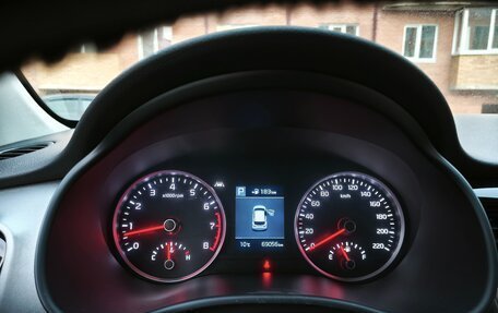 KIA Stonic, 2020 год, 1 540 000 рублей, 4 фотография