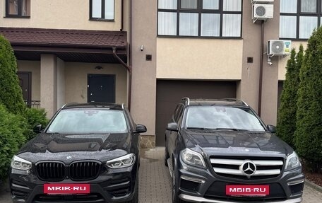 Mercedes-Benz GL-Класс, 2014 год, 3 000 000 рублей, 14 фотография