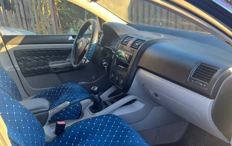 Volkswagen Golf V, 2005 год, 650 000 рублей, 6 фотография