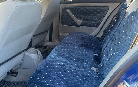 Volkswagen Golf V, 2005 год, 650 000 рублей, 7 фотография