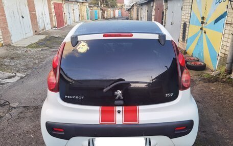 Peugeot 107 I рестайлинг, 2012 год, 680 000 рублей, 5 фотография