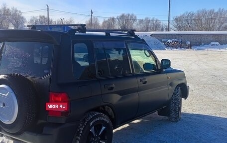 Mitsubishi Pajero iO, 2000 год, 425 000 рублей, 3 фотография