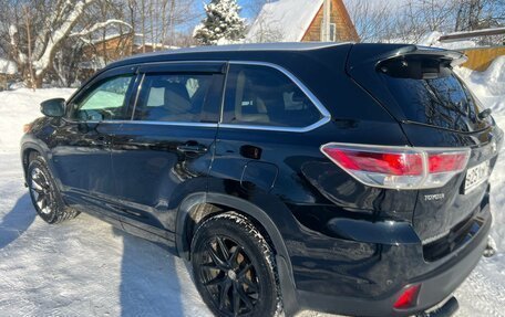 Toyota Highlander III, 2014 год, 2 760 000 рублей, 15 фотография