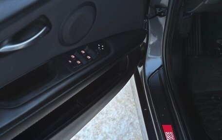 BMW 3 серия, 2005 год, 717 000 рублей, 16 фотография