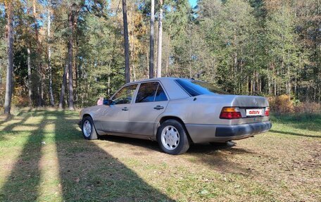 Mercedes-Benz W124, 1990 год, 545 000 рублей, 3 фотография