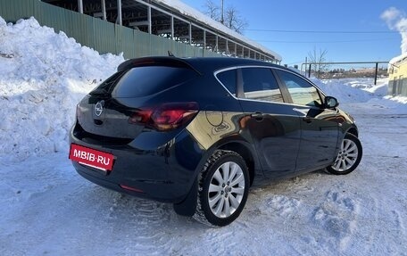 Opel Astra J, 2011 год, 700 000 рублей, 5 фотография