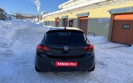 Opel Astra J, 2011 год, 700 000 рублей, 6 фотография