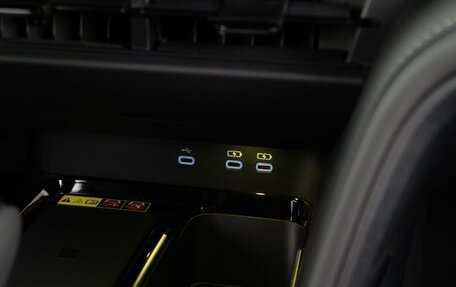 Toyota Camry, 2025 год, 4 498 999 рублей, 27 фотография