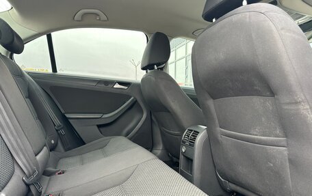 Volkswagen Jetta VI, 2013 год, 965 000 рублей, 4 фотография