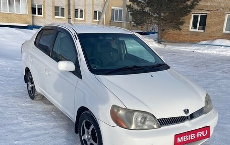 Toyota Platz, 2001 год, 360 000 рублей, 1 фотография