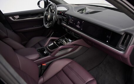 Porsche Cayenne III, 2025 год, 17 975 000 рублей, 13 фотография