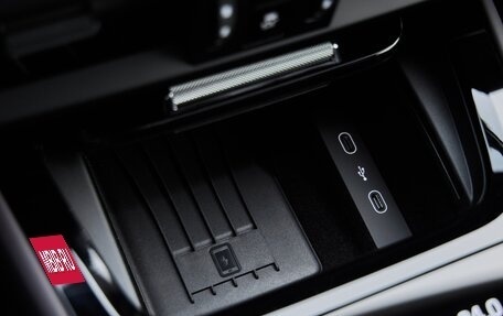 Porsche Cayenne III, 2025 год, 17 975 000 рублей, 28 фотография