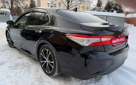 Toyota Camry, 2019 год, 3 290 000 рублей, 4 фотография