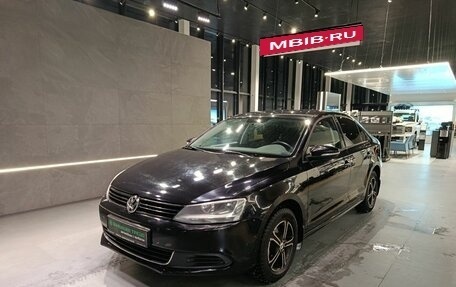 Volkswagen Jetta VI, 2014 год, 990 000 рублей, 3 фотография