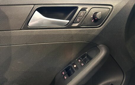 Volkswagen Jetta VI, 2014 год, 990 000 рублей, 12 фотография