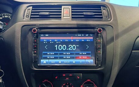 Volkswagen Jetta VI, 2014 год, 990 000 рублей, 11 фотография