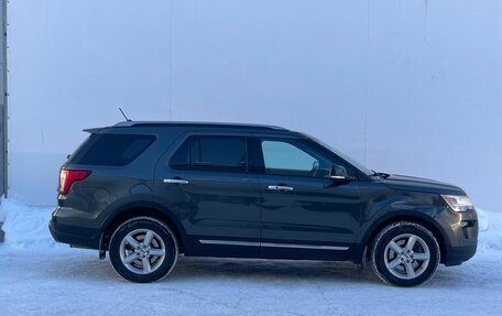 Ford Explorer VI, 2018 год, 2 430 000 рублей, 4 фотография