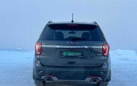 Ford Explorer VI, 2018 год, 2 430 000 рублей, 6 фотография