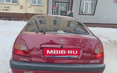 Toyota Avensis III рестайлинг, 2000 год, 350 000 рублей, 4 фотография